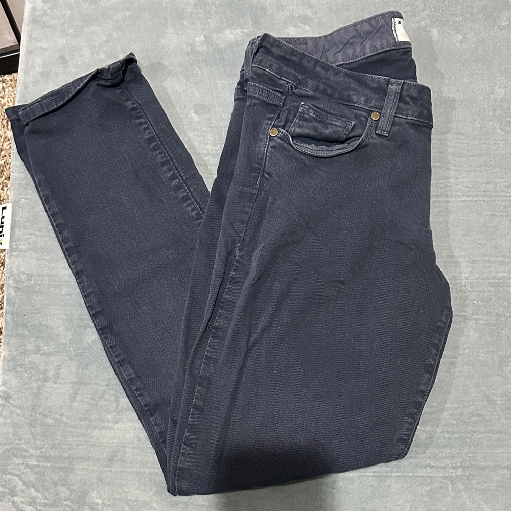 PAIGE Women's Dark Gray Blue Jeans Size 28